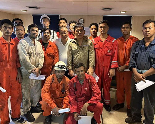 情系船員暖人心，共筑安全保運(yùn)營|廈門華洋海事有限公司開展訪船慰問活動